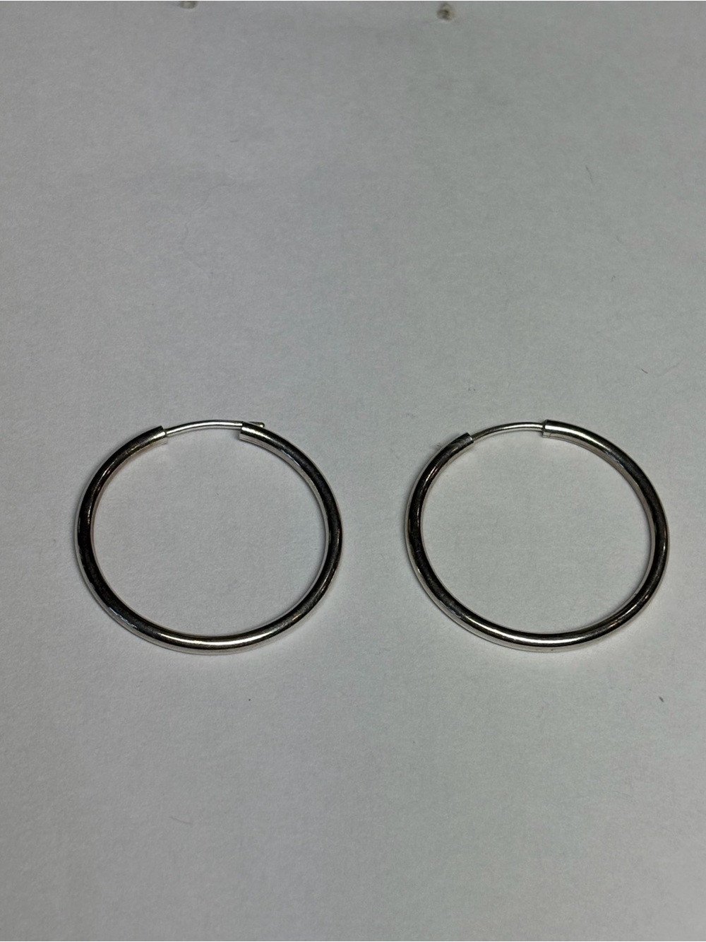 Classic Sterling Silver Hoop Earrings - Everyday Women Jewelry. Item. I 5